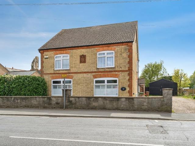 House for sale in Doddington, Four Gotes