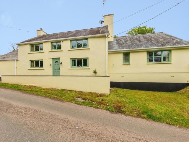 House for sale in Ferryside, Wales