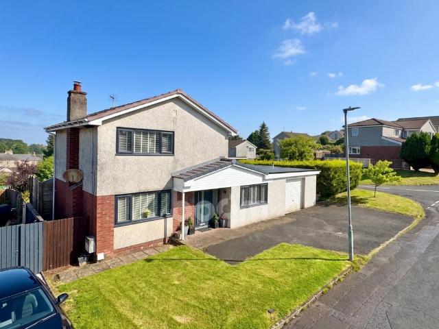 House for sale in Beith, Scotland