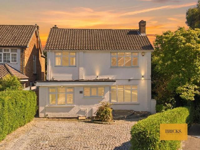 House for sale in Chigwell, Essex