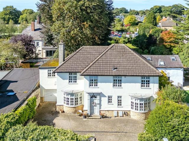 House for sale in Wetherby, West Yorkshire