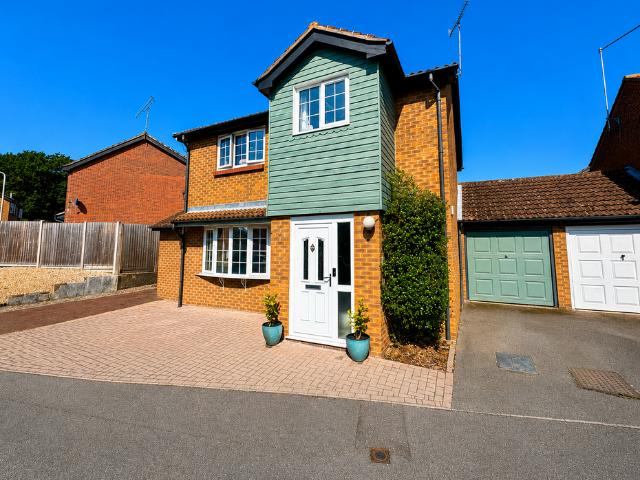House for sale in Bybrook, Bridgefield