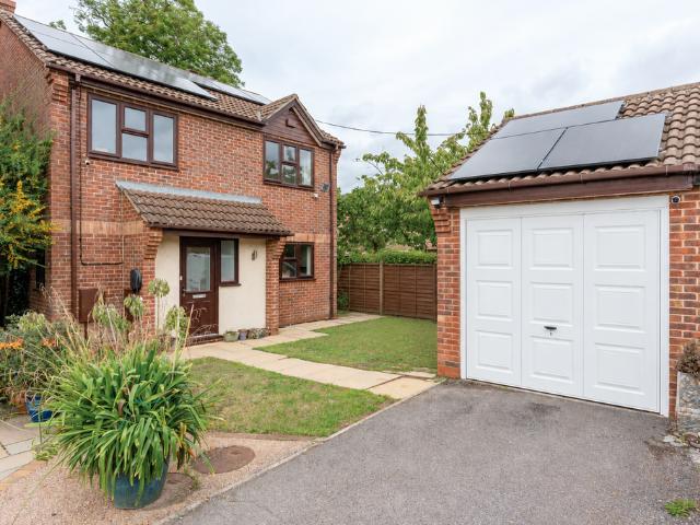House for sale in Bradley Stoke