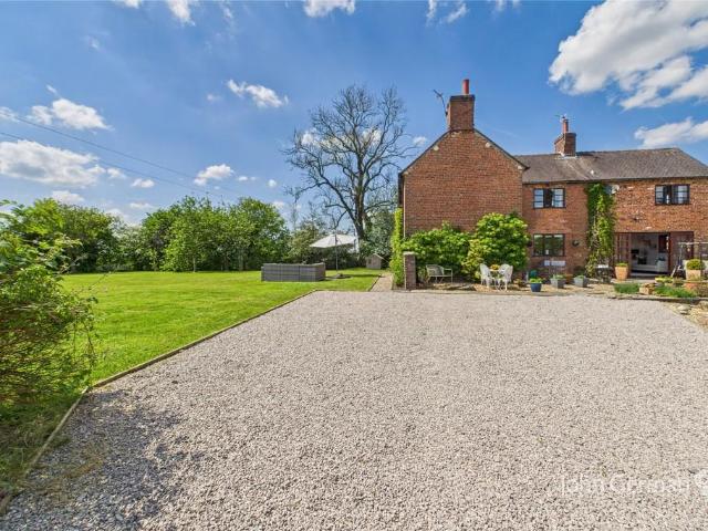 House for sale in Milwich, Baswich