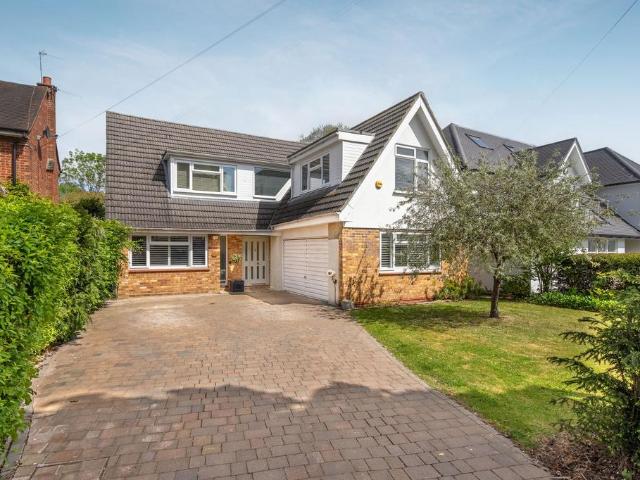 House for sale in Southlea, Datchet