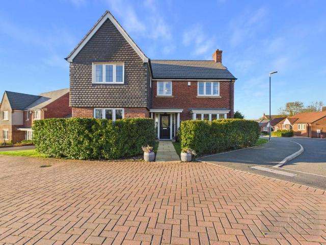 House for sale in Stanford On Avon, Leicestershire