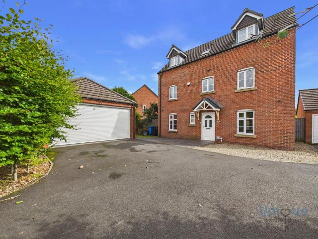 House for sale in Wesham, Fylde