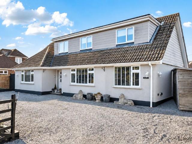 House for sale in Fox Pond, New Forest