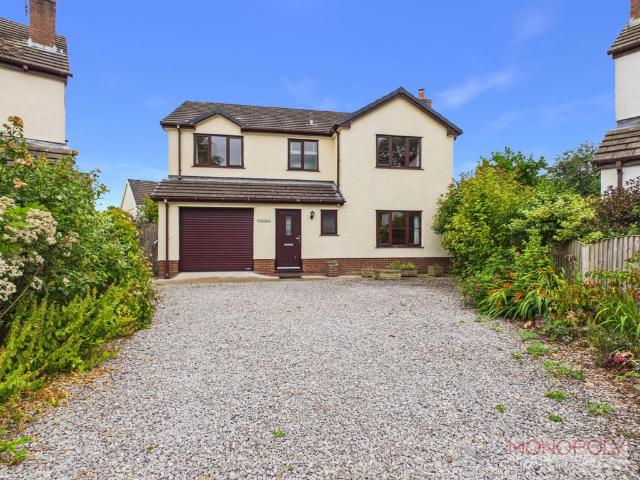 House for sale in Nannerch