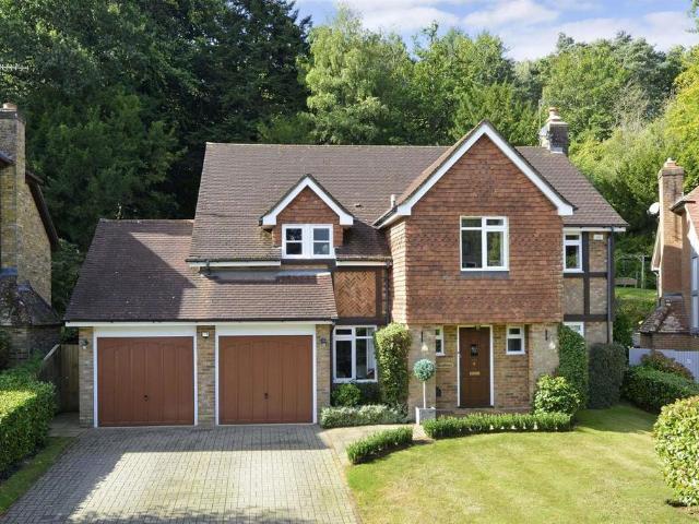 House for sale in Bramley, Fole