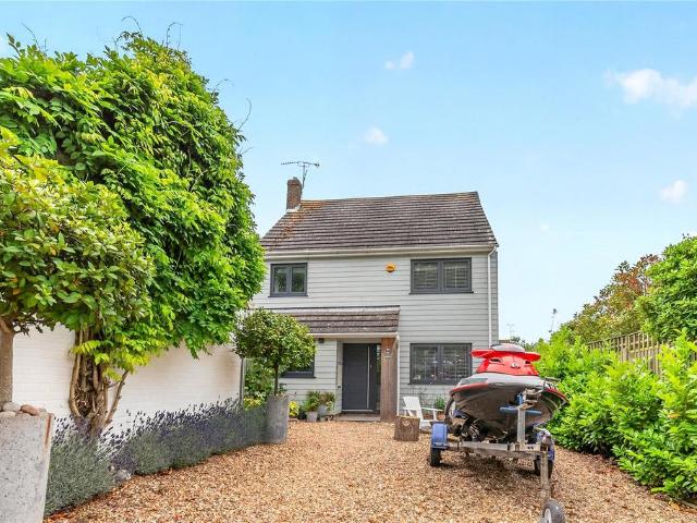 House for sale in Fordham Heath, Essex