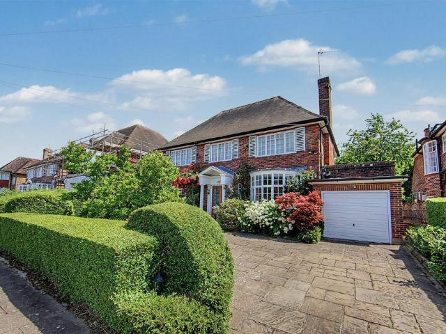 House for sale in Hampstead Garden Suburb, Greater London