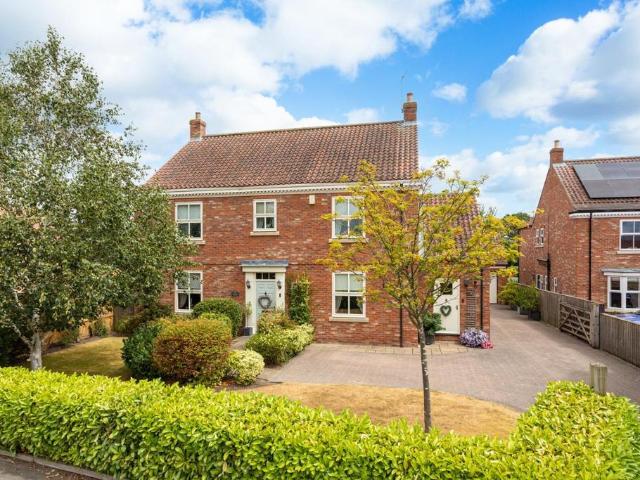 House for sale in North Duffield, North Yorkshire