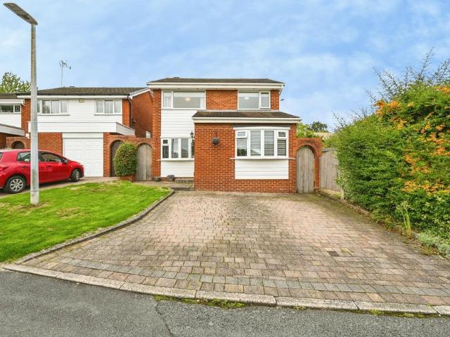 House for sale in Beechwood, Halton