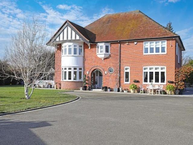 House for sale in Ongar, Epping