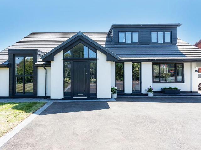 House for sale in Hightown, Congleton