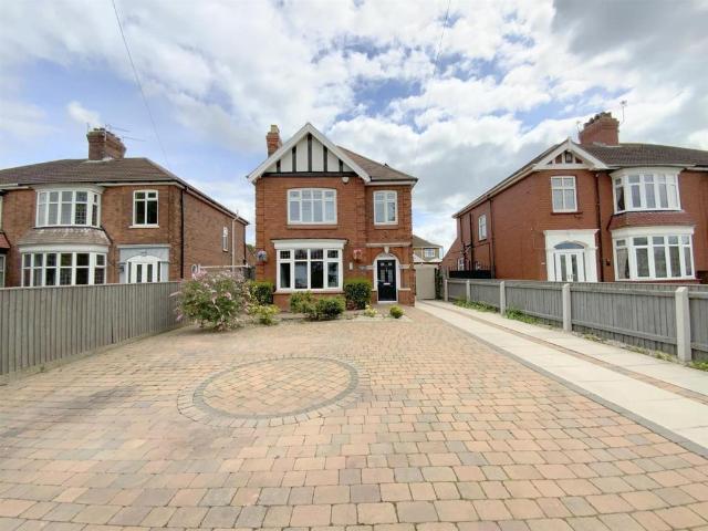 House for sale in Weelsby, Old Clee