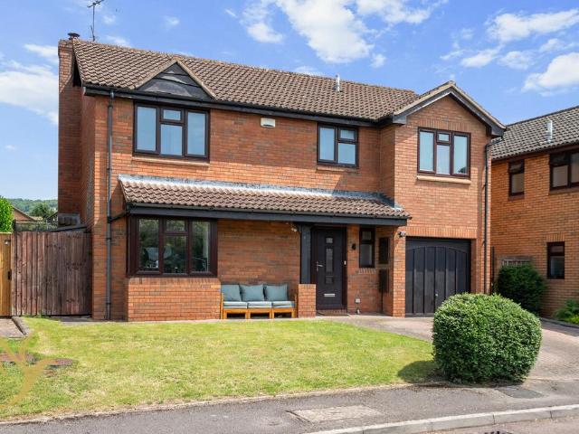 House for sale in Prestbury, Golden Valley
