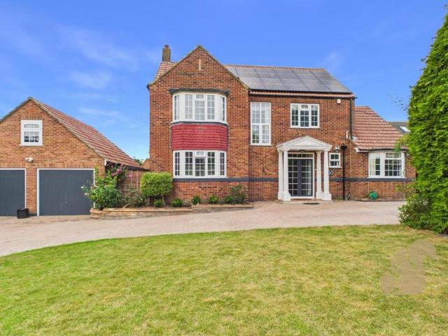 House for sale in Moulsham, Chelmsford