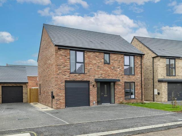 House for sale in Hambleton
