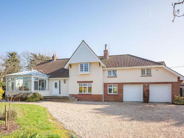 House for sale in Comers, Norfolk
