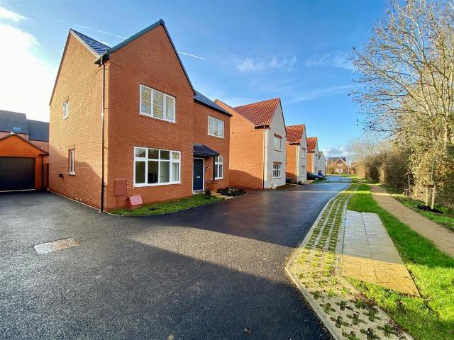 House for sale in Pamington, Gloucestershire