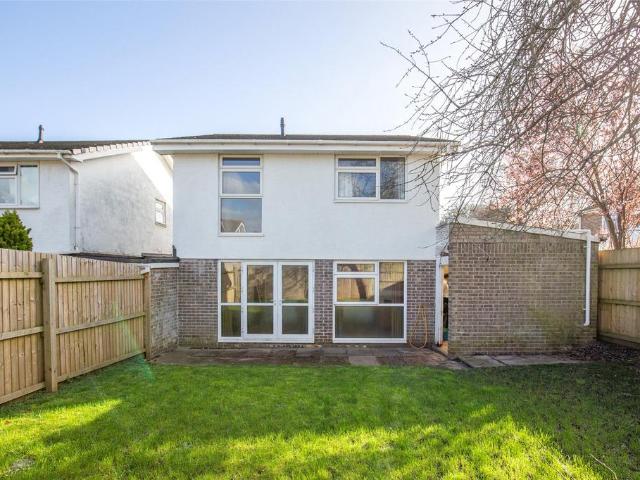 House for sale in Feckenham, City Of Bristol