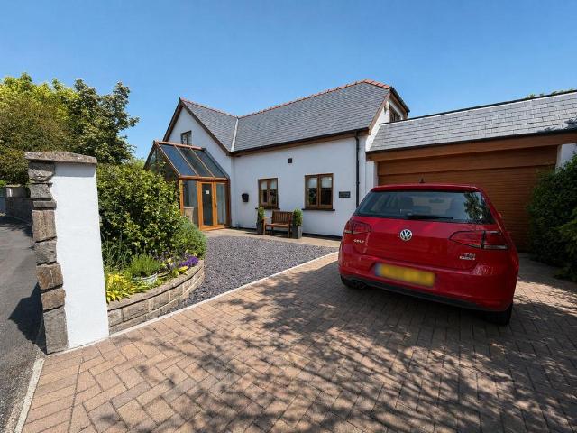 House for sale in Neyland, Pembrokeshire