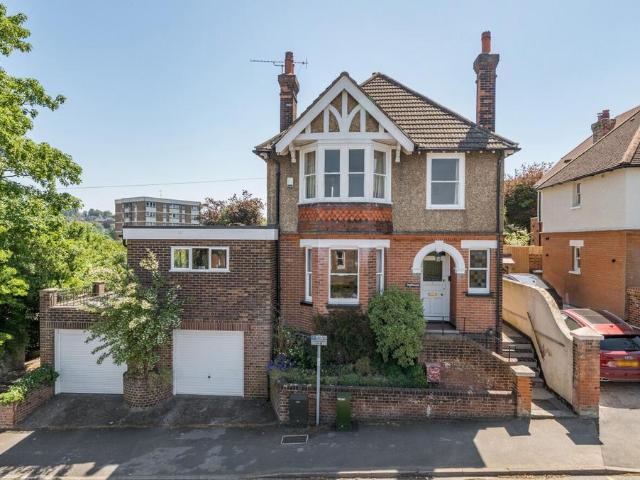 House for sale in Guildford Park, Westborough
