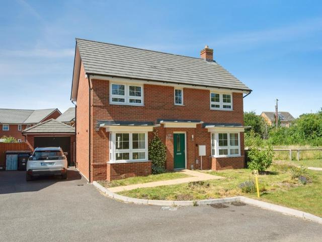 House for sale in King's Walden, Hertfordshire