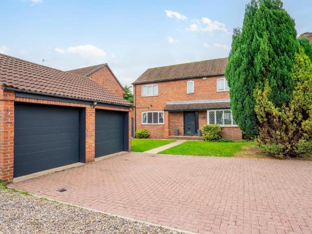 House for sale in Copmanthorpe, York
