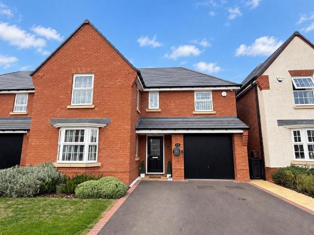 House for sale in Drakelow Park, South Derbyshire