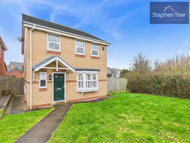 House for sale in Peel Hill, Lancashire