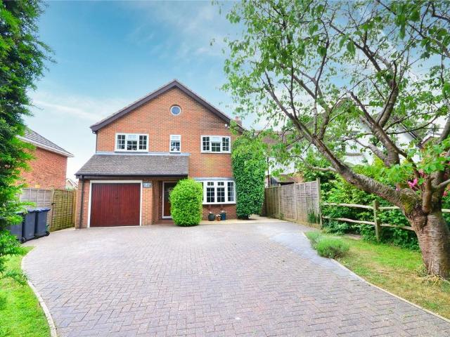 House for sale in Perryfields, West Sussex