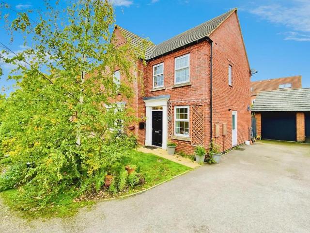 House for sale in Syston, Elmfield