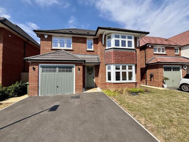 House for sale in Austhorpe, West Yorkshire