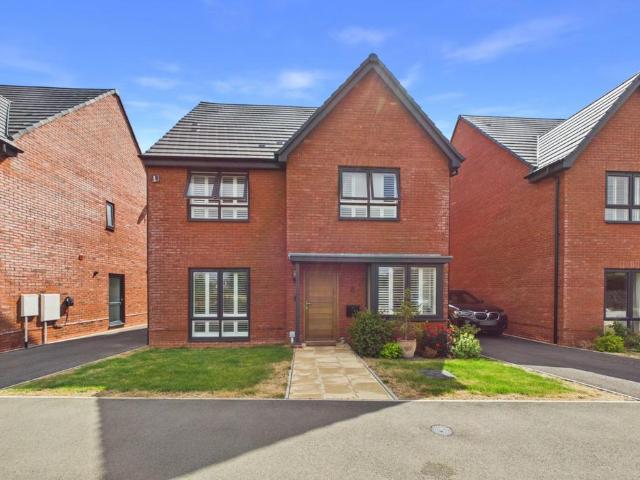 House for sale in Gloucester, Gloucestershire