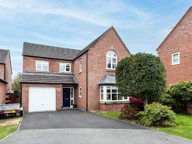 House for sale in Little Neston, West Vale