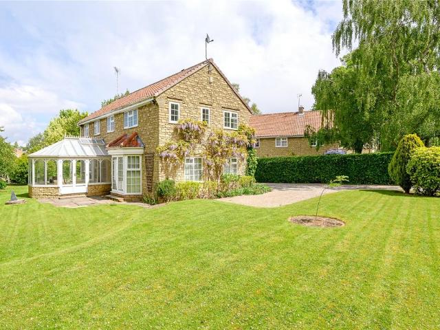 House for sale in Boston Spa, West Yorkshire