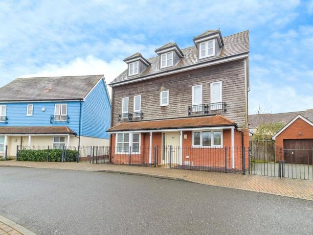 House for sale in Monkston Park, Milton Keynes