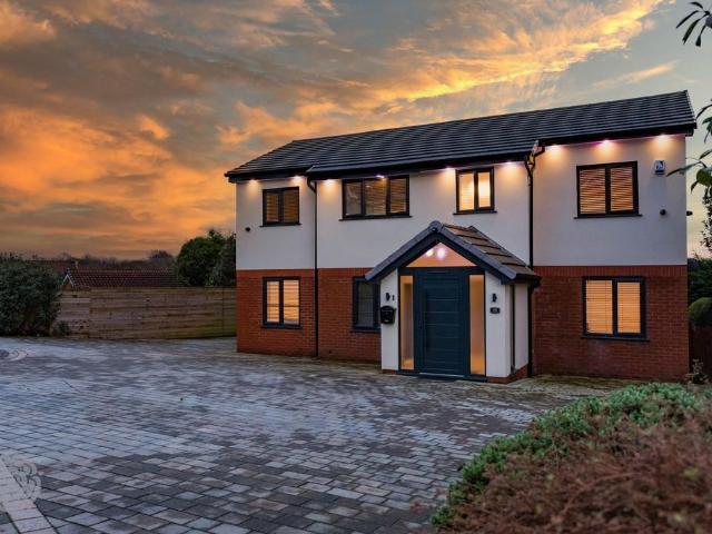 House for sale in Belmont Park, Lee Bank