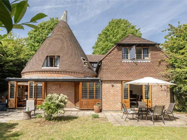 House for sale in Bickley, Greater London