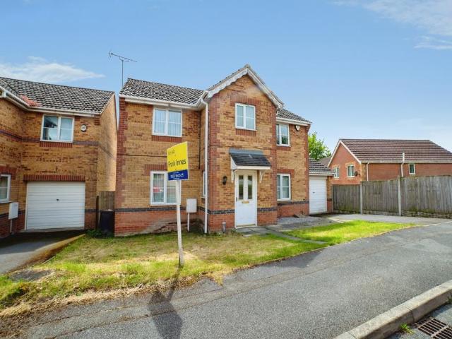 House for sale in Huthwaite, East Midlands