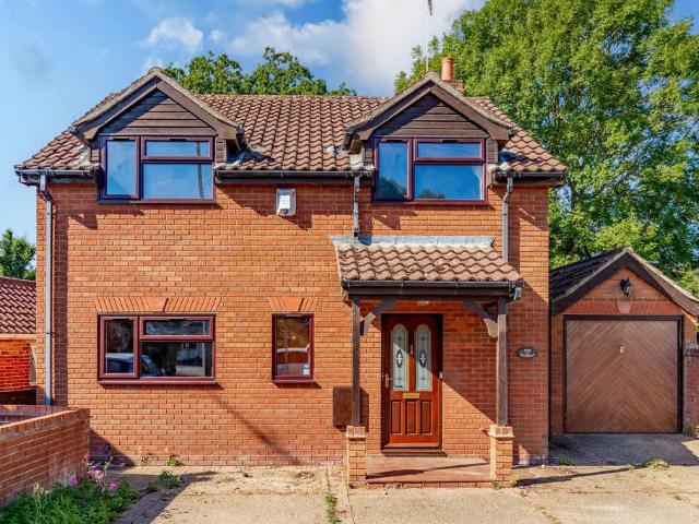 House for sale in Stokesby, Norfolk