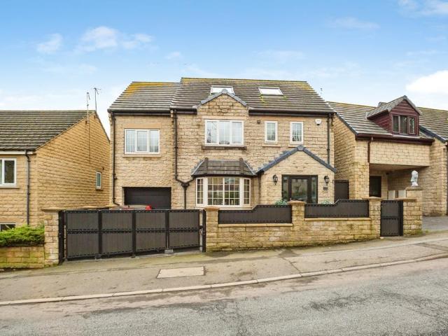 House for sale in Hoyland, South Yorkshire