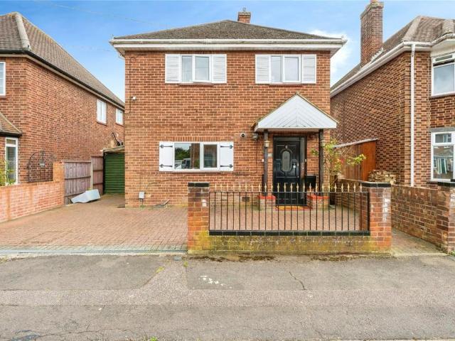 House for sale in Bedford