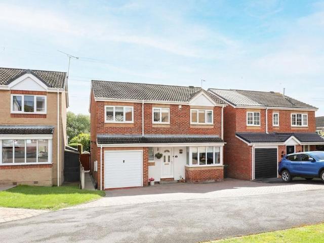 House for sale in Sothall, South Yorkshire