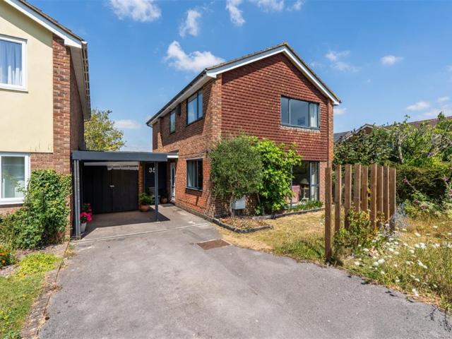 House for sale in South Wonston, Hampshire