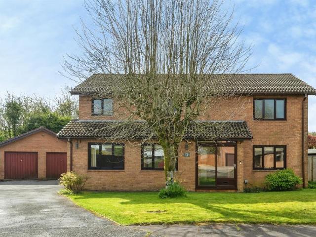 House for sale in Penllergaer, Wales