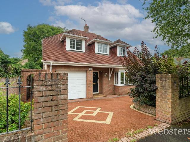 House for sale in East Bank, Norfolk